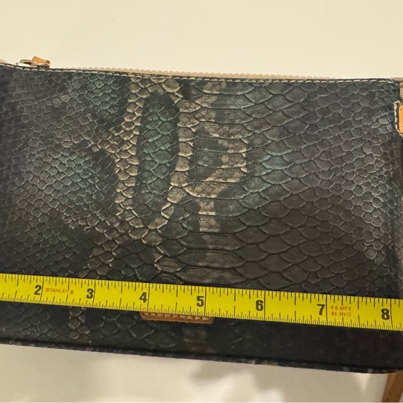 Consuela Midtown Crossbody- Rattler - Picture 9 of 10